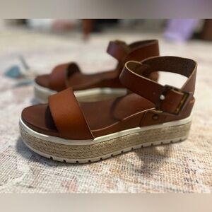 Women’s brown MIA Kiera Espadrille Platform Sandal